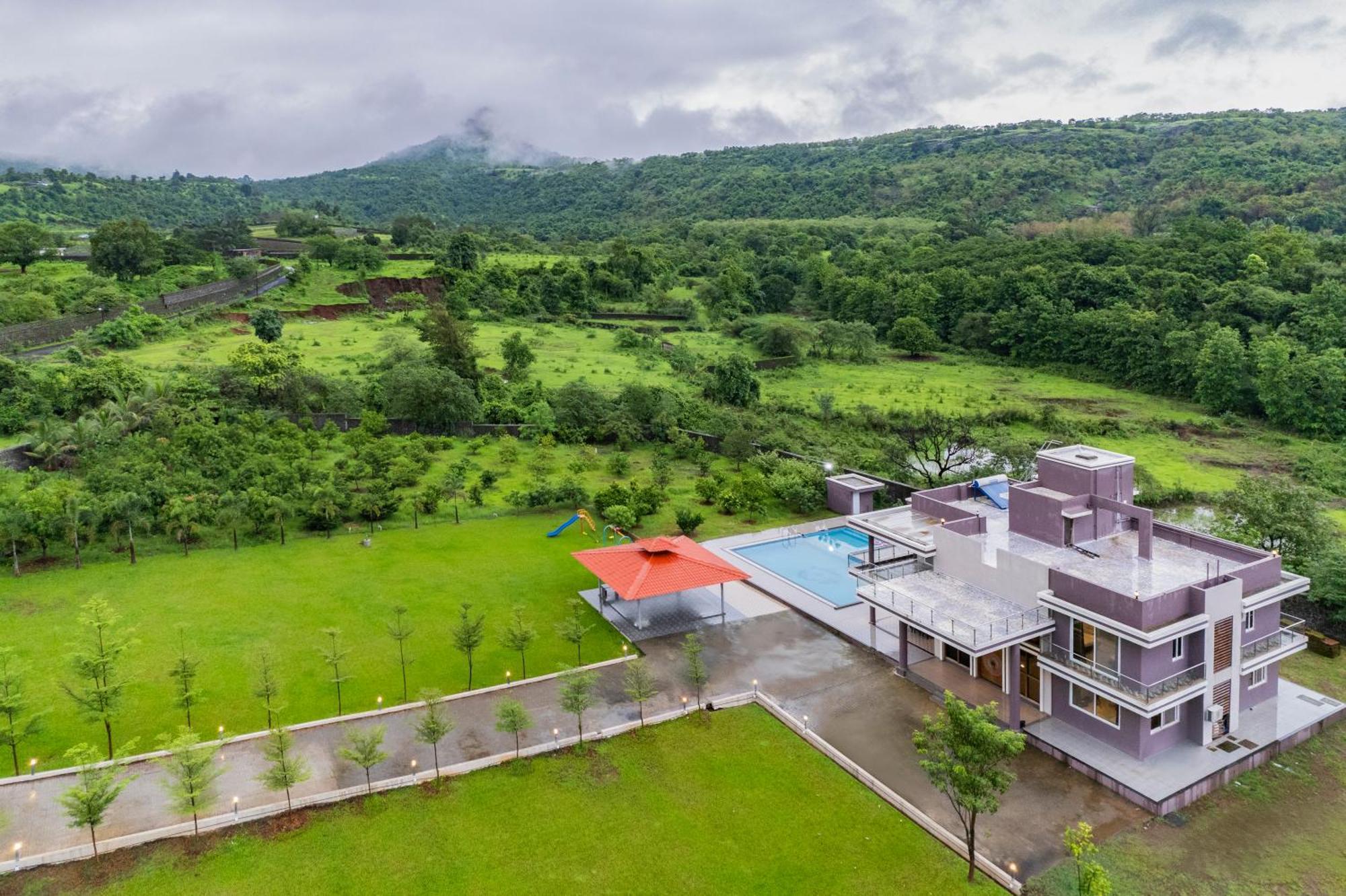 Stayscape Shreeji Farms 4Bhk Карджат Екстериор снимка
