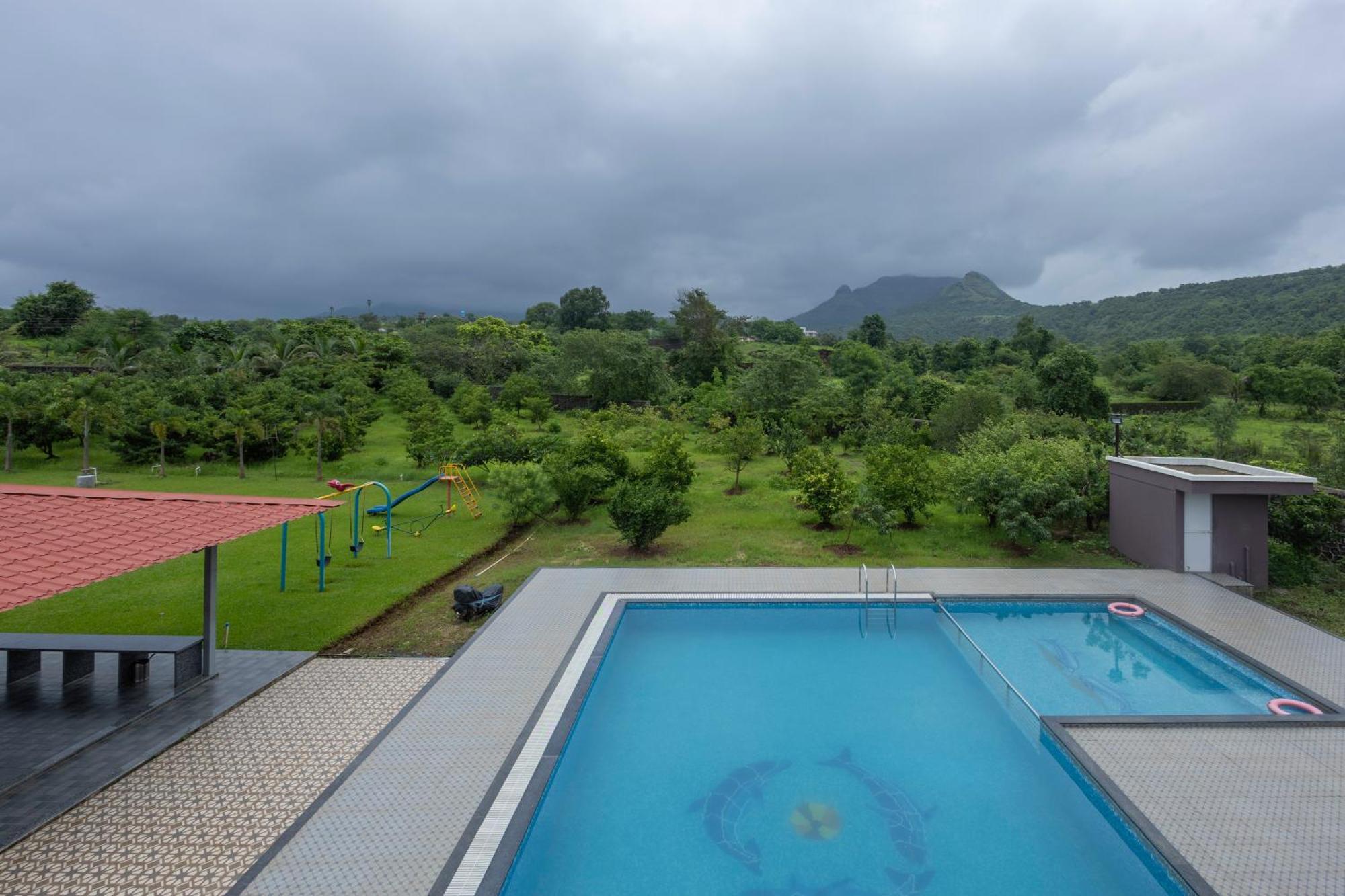 Stayscape Shreeji Farms 4Bhk Карджат Екстериор снимка