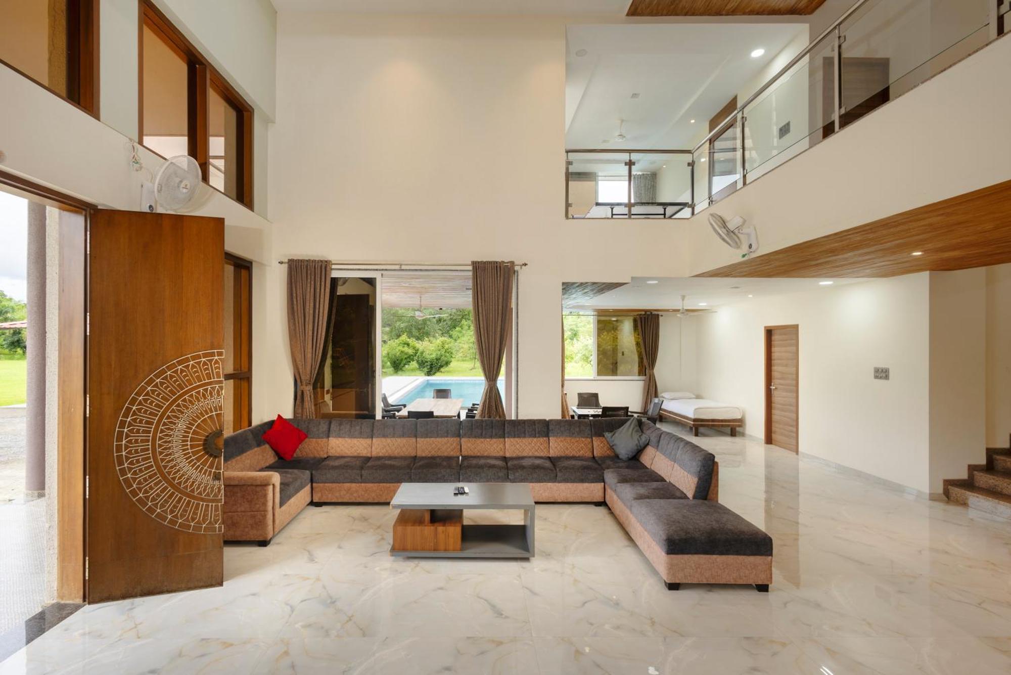 Stayscape Shreeji Farms 4Bhk Карджат Екстериор снимка